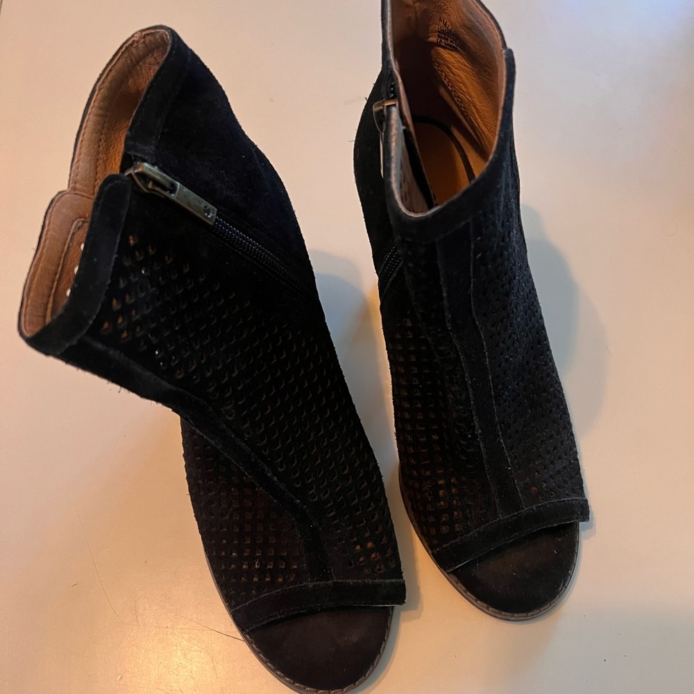 Lucky Brand Black Mesh Ankle Booties